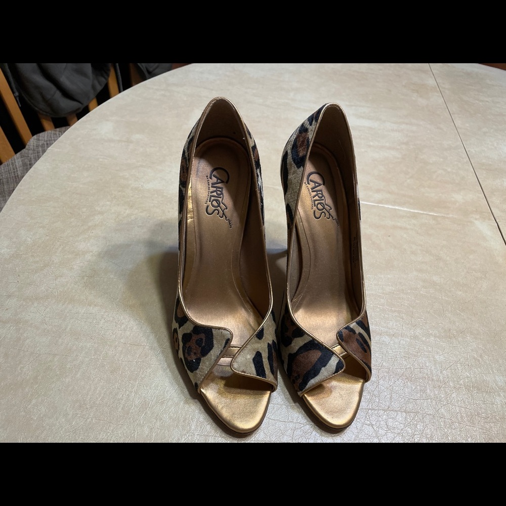 Carlos Santana open toe pumps. Size 8 1/2